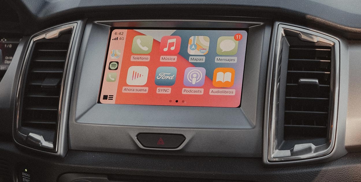 Sistema de conectividad SYNC 3 con pantalla táctil