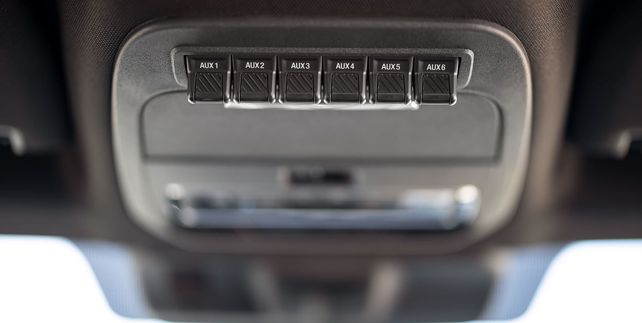 Seis Interruptores Especiales en Consola de Techo