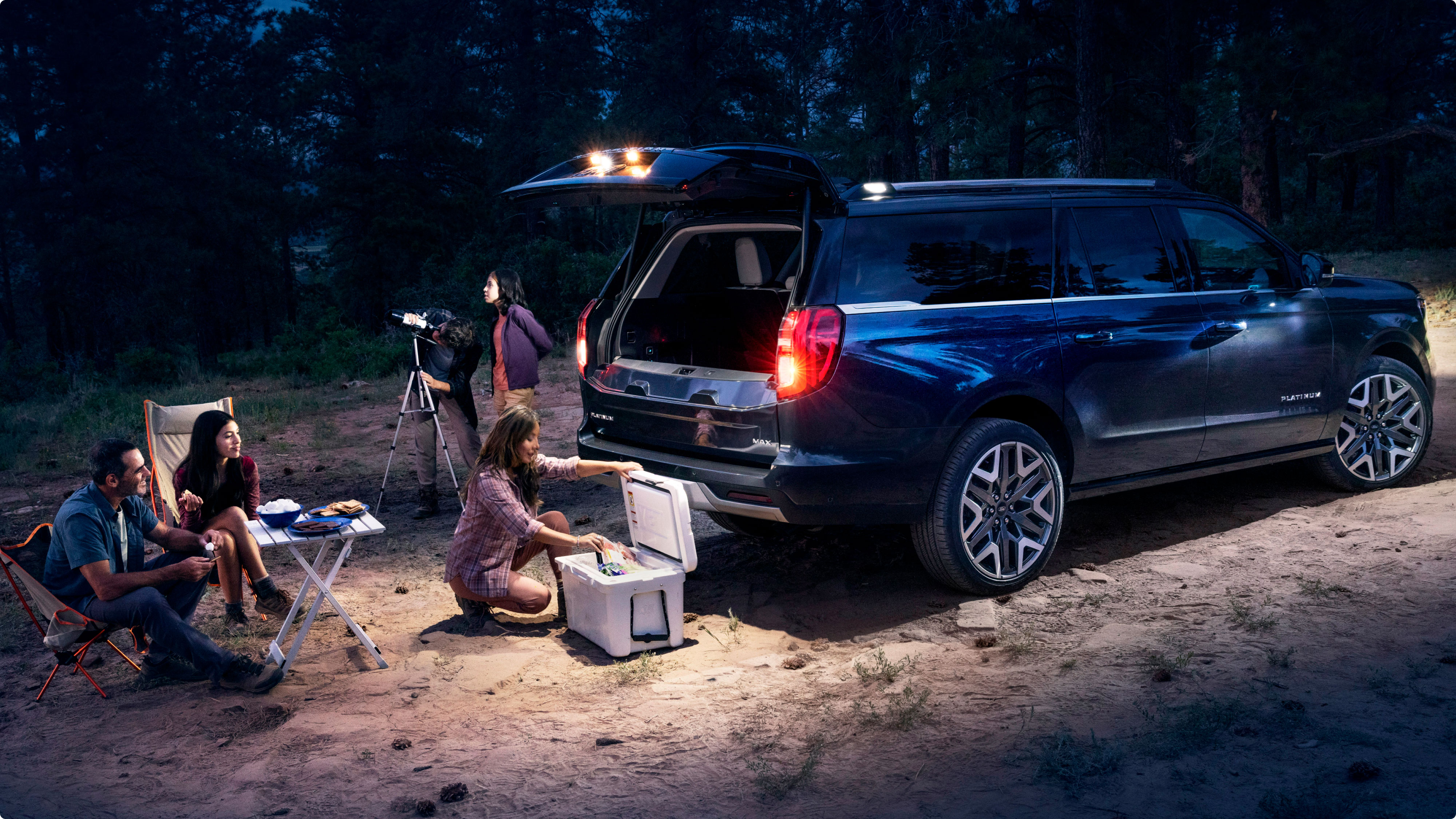 Ford expedition en entorno natural 