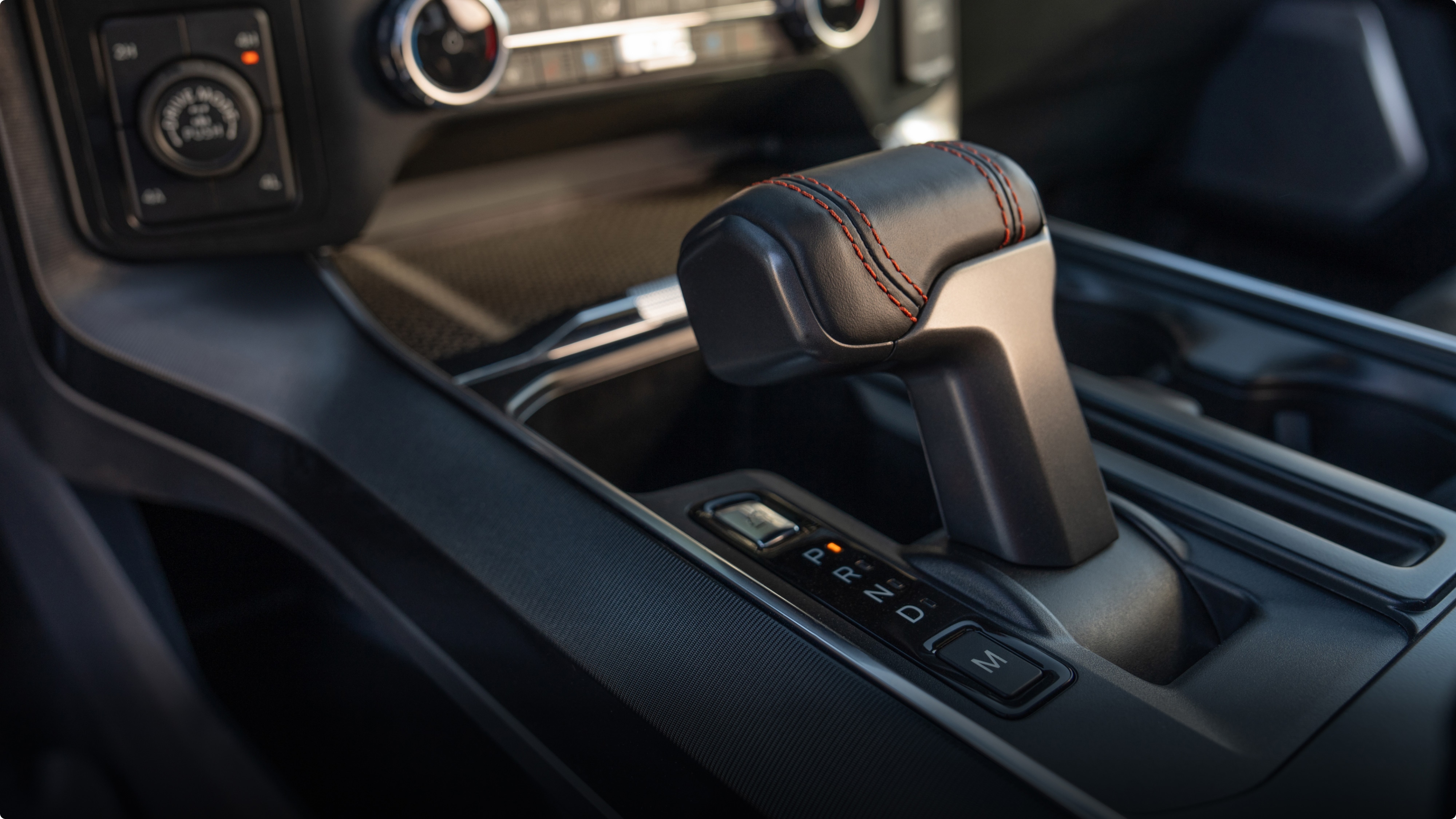 Palanca de cambios de la Ford F-150 Raptor