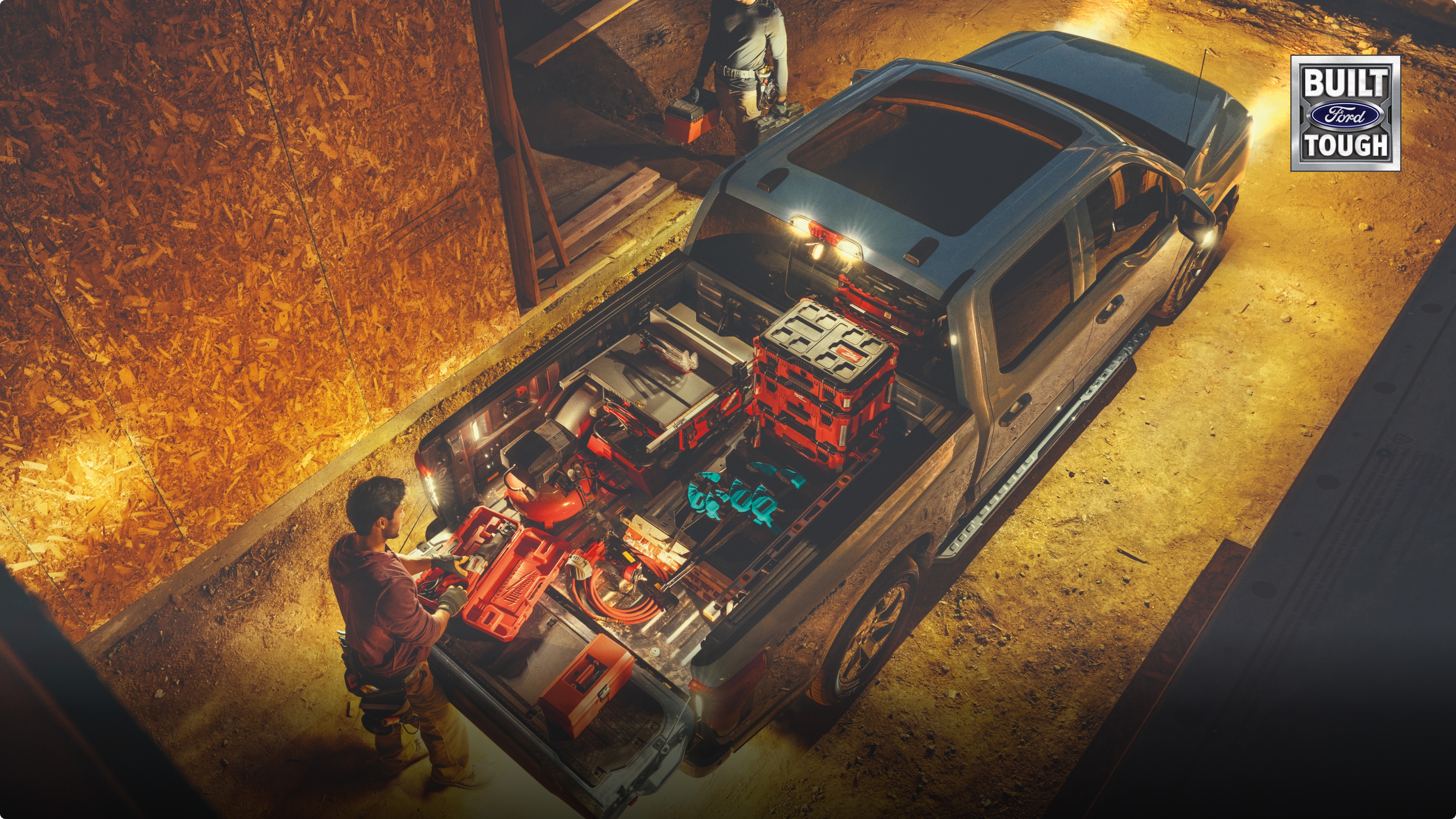 Ford F-150 con gran capacidad de carga en su caja