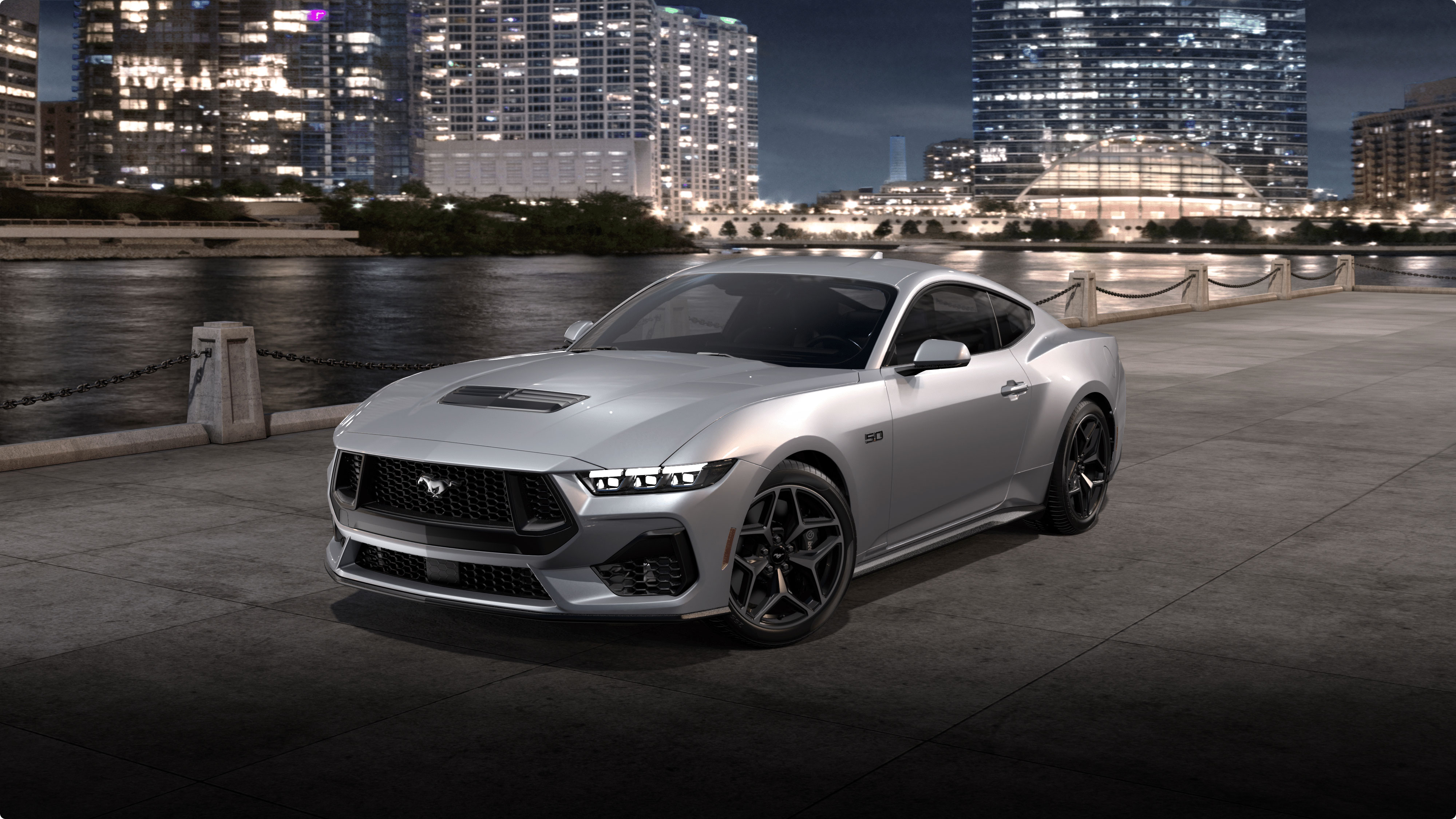 Ford Mustang GT Premium en color plata