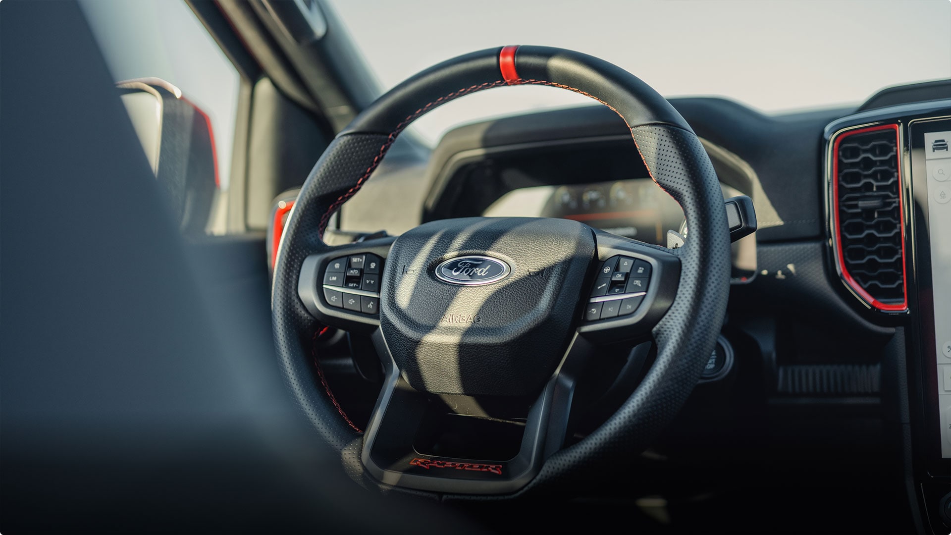 Volante de cuero de la Ranger Raptor