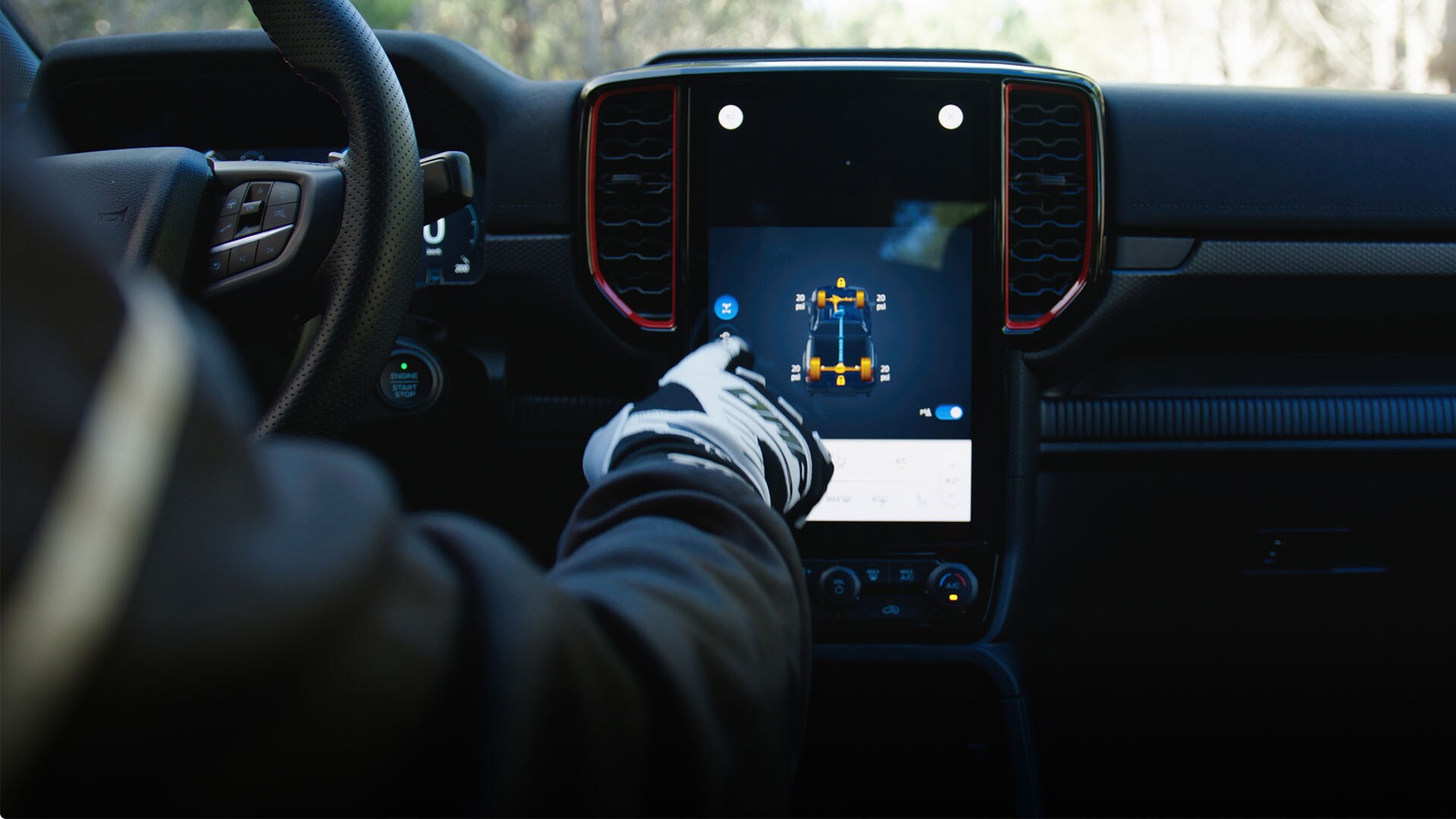 Sistema de tracción 4x4 controlado desde la pantalla táctil