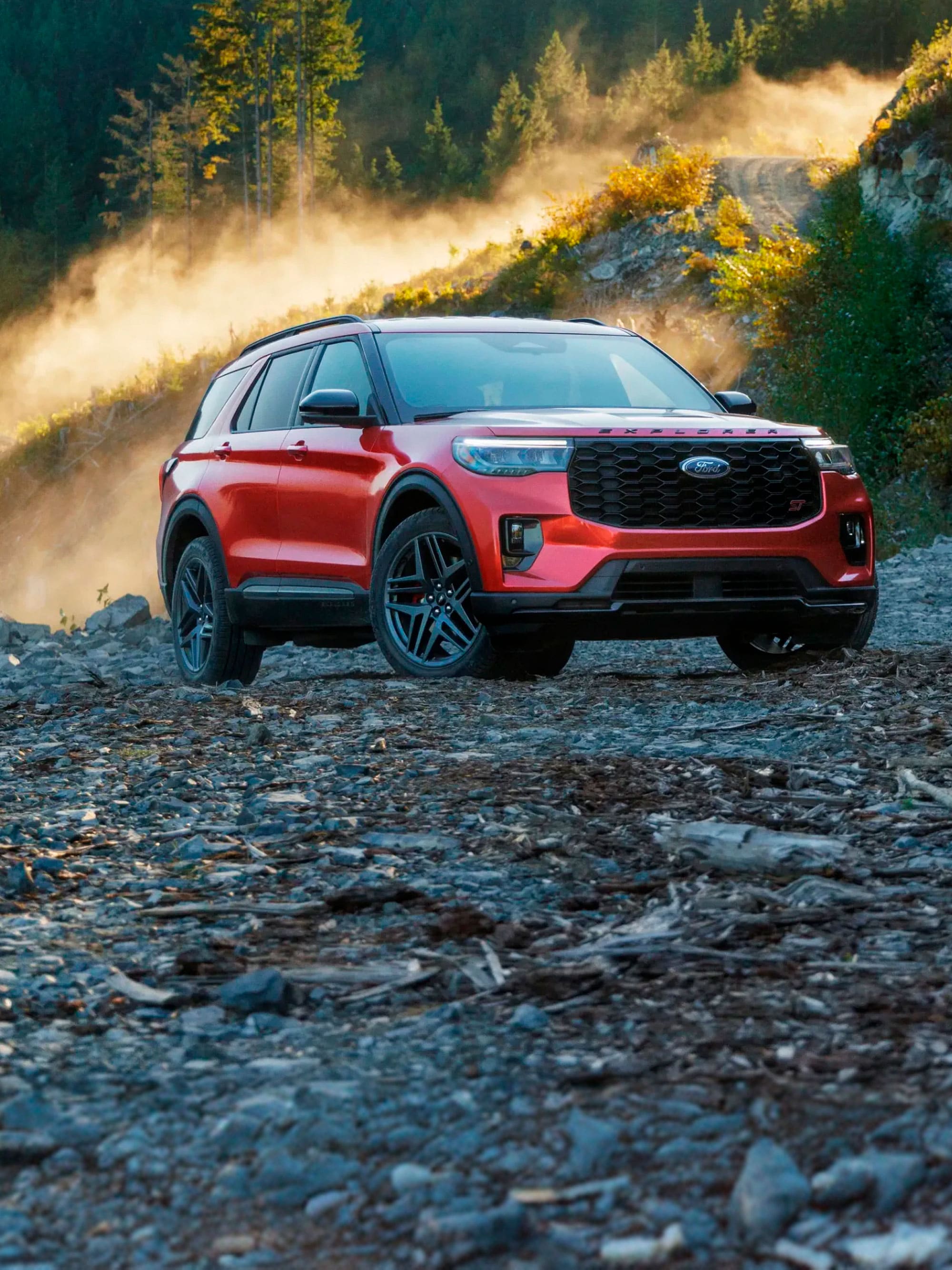 Ford Explorer en la montaña
