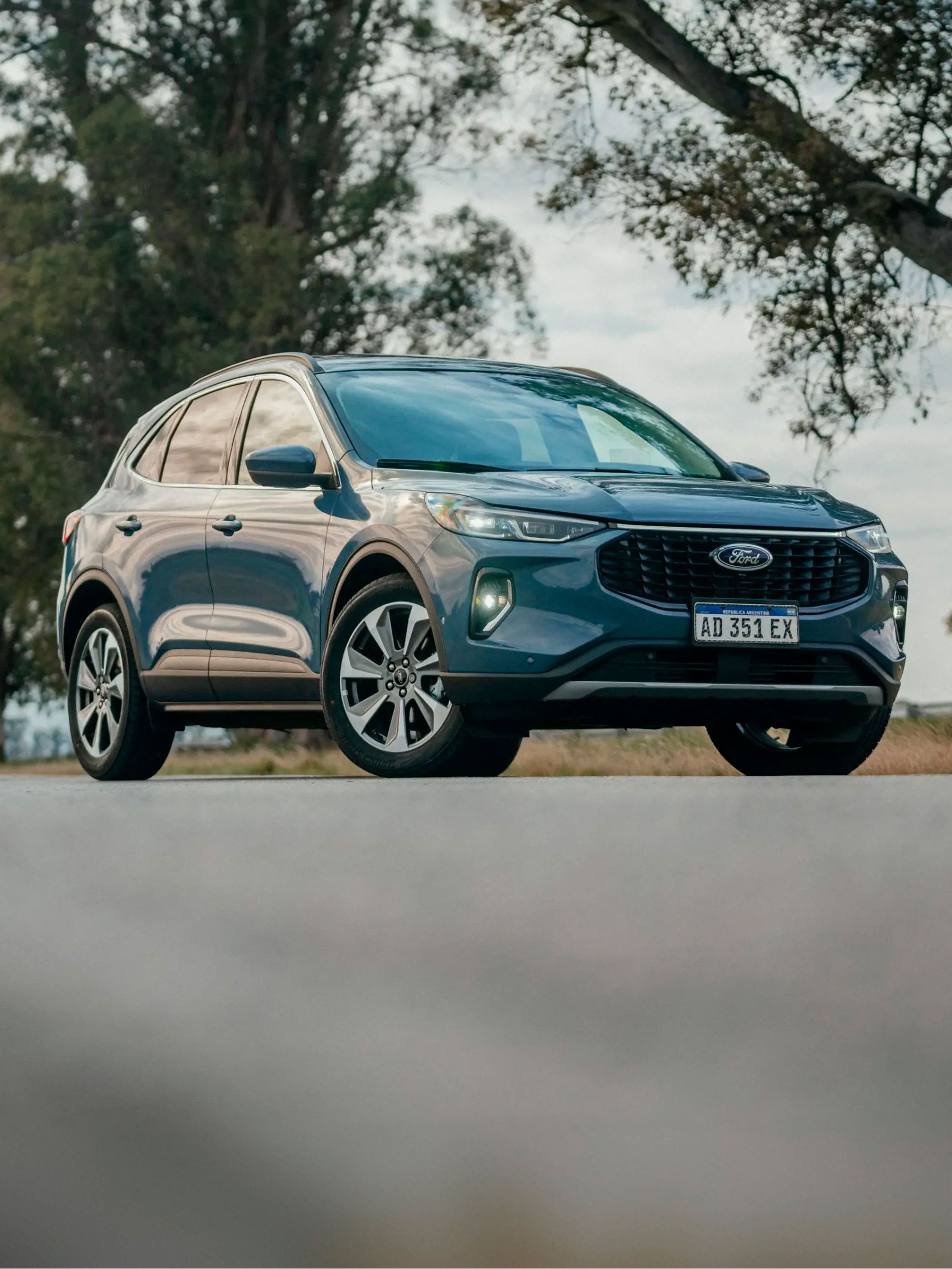 Ford Escape Híbrida en la calle