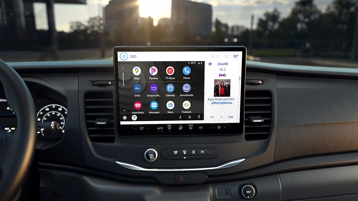 Pantalla con Sistema SYNC 4  de la Ford E-Transit Chasis