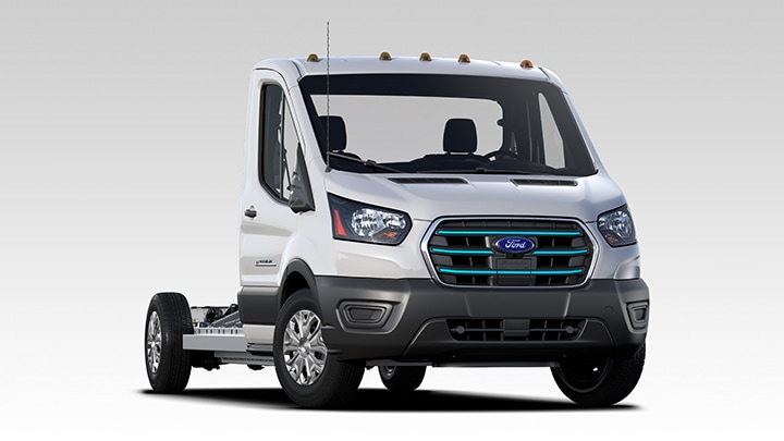 Ford E-Transit Chasis con autonomía de hasta 317 kilómetros