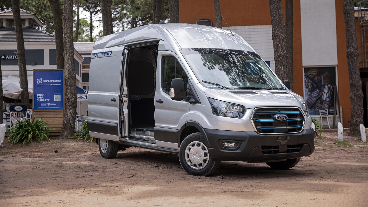 Puerta deslizante lateral