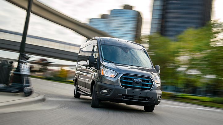 Ford E-Transit Van con autonomía de hasta 317 kilómetros