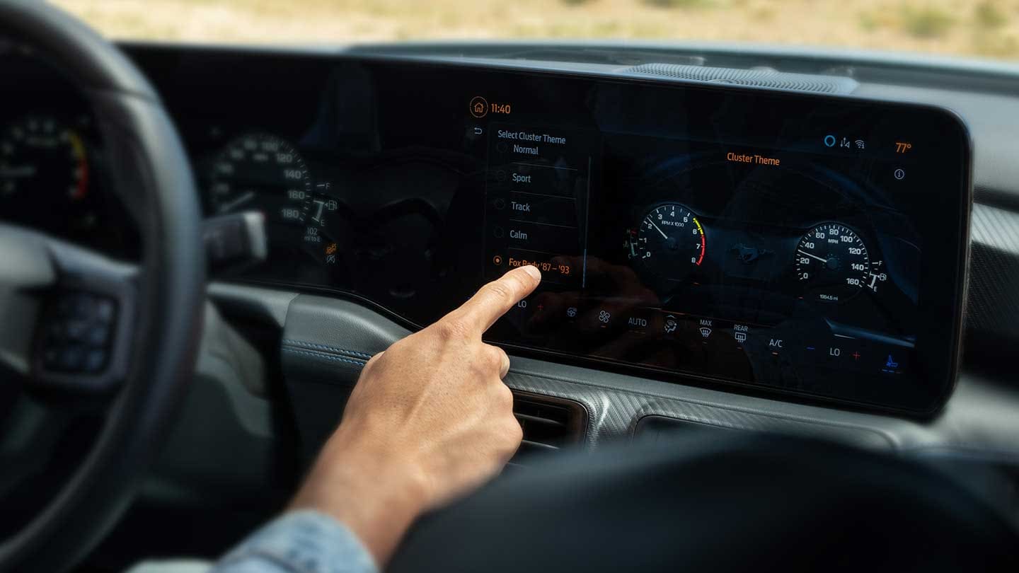 Sistema de infoentretenimiento y conectividad  SYNC® 4