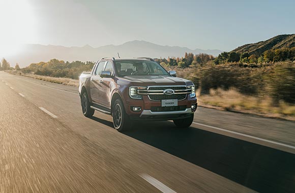 Camioneta Ranger con filtro para control de emisiones en la ruta