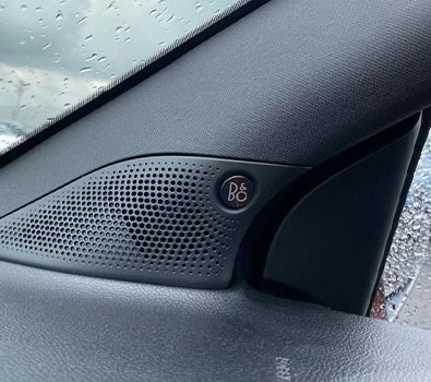 Sistema de Sonido Premium B&O de Bang & Olufsen