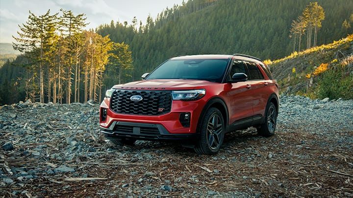 Nuevo SUV deportivo Explorer rojo metálico