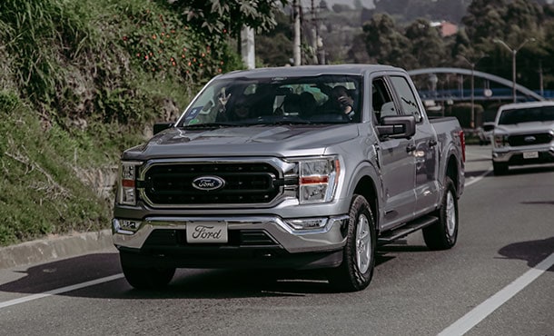 ¿Qué es un auto híbrido y cómo funciona?
